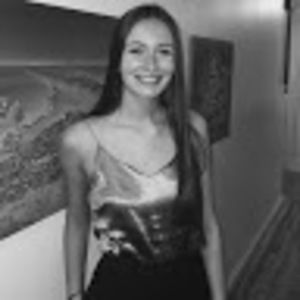 Meet your Posher, Alicia